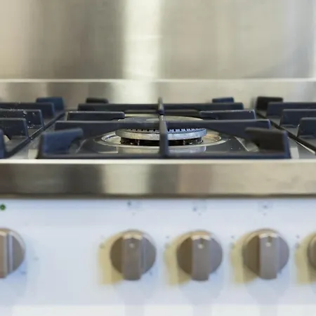 Сasa de vacaciones Mid-century Modern Gem In Braga Soengas