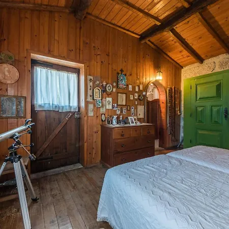 Casa Da Pedra Pinta *
