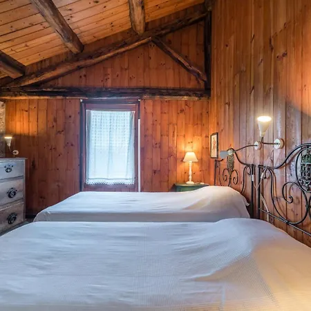 Сasa de vacaciones Mid-century Modern Gem In Braga