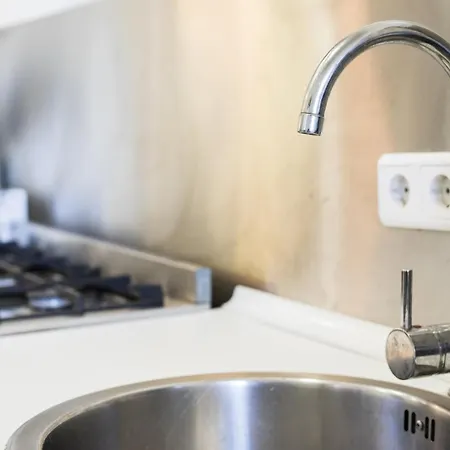 Сasa de vacaciones Mid-century Modern Gem In Braga Soengas