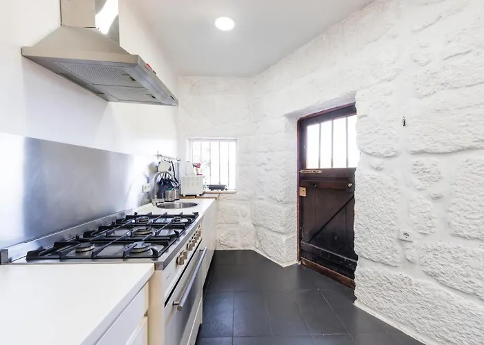 Prázdninový dům Mid-century Modern Gem In Braga Soengas