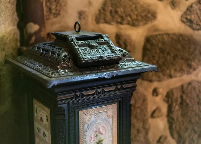 Mid-century Modern Gem In Braga Prázdninový dům *